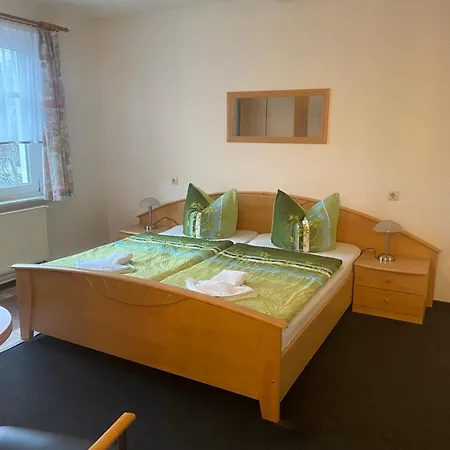 בית הארחה Bergterrasse 3*